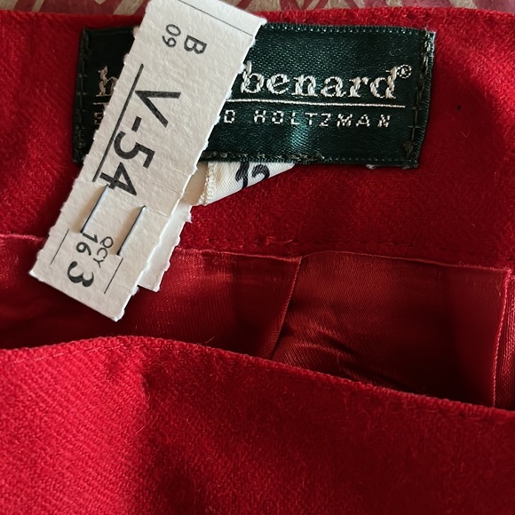 Vintage Harve bernard red skirt, feels like wool, but not marked, size 12 - Picture 3 of 3